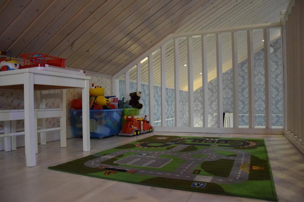 Kronobo Marieholm  Luaran gambar